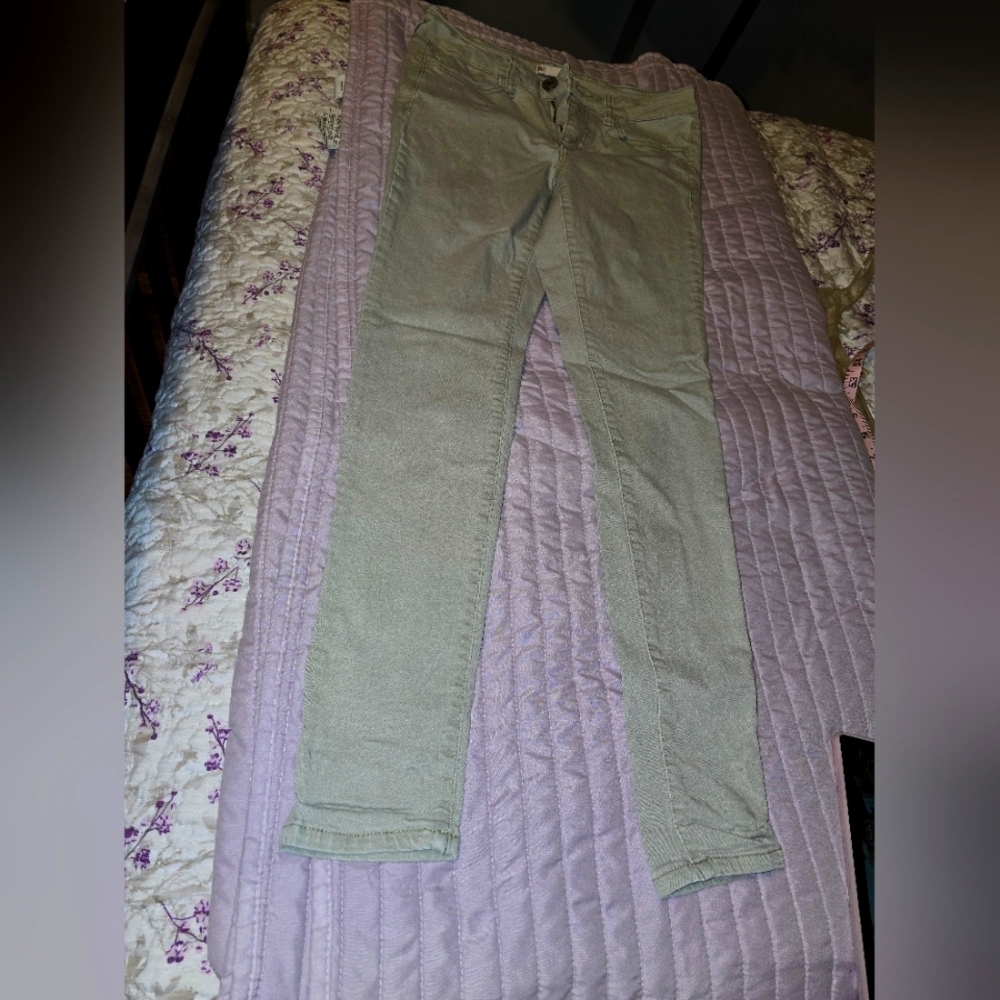 Juniors light Olive SO Skinny Jegging‎ Jeans sz 7